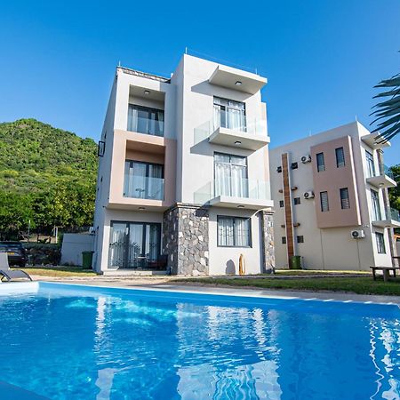 Laolabaone Villa La Gaulette Bagian luar foto